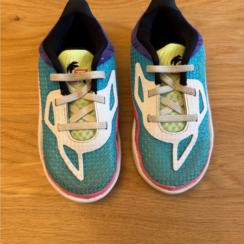 Nike Blue and White Sneakers Low-Top Athletic Design